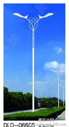 绿色能源点亮海滨城市 秦皇岛太阳能路灯与庭院灯采购指南